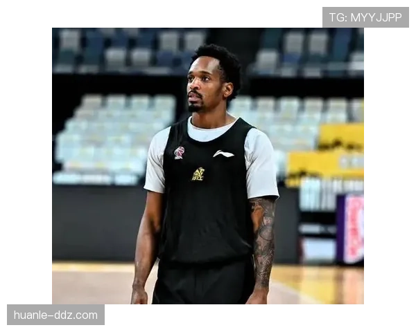 布朗伤缺期间广厦挺过难关 卫冕MVP负荷管理见成效